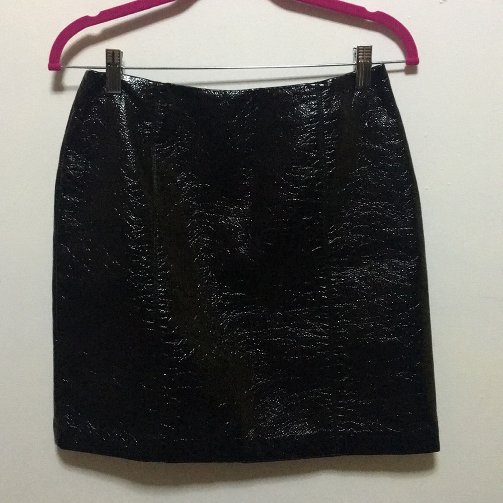 Black skirt